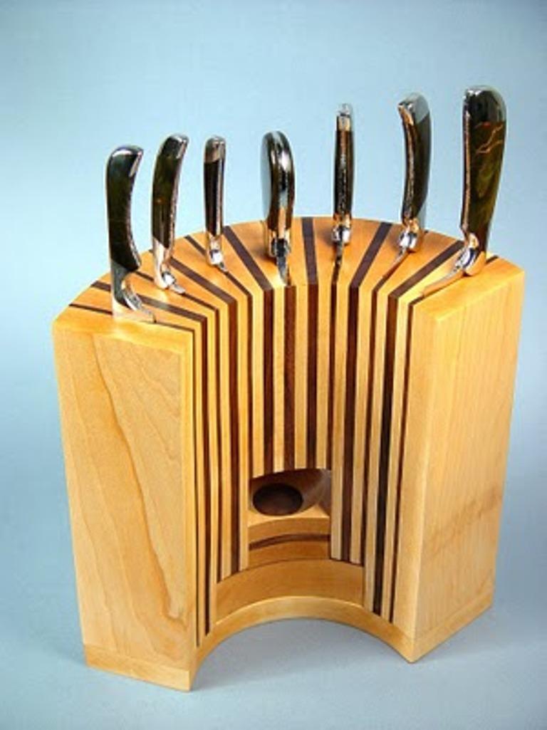 Wooden-knife-block