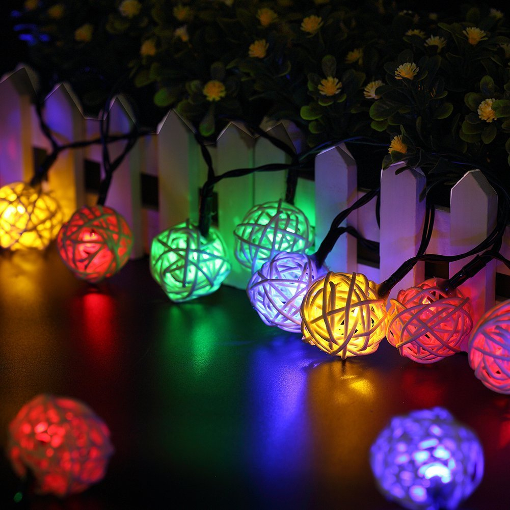 30-outside-christmas-light-ideas-homebnc