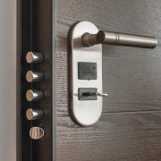 Door-1089560_960_720
