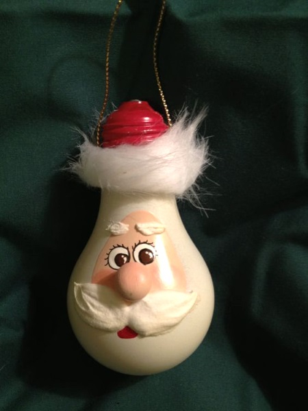 Santa-diy-bulb-decor