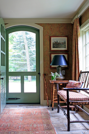 Cozy entryway decor Impactful Accessories Ideas To Easy Decorate Your Front Entryway