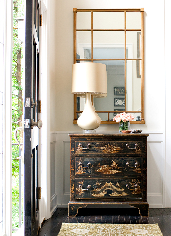 Elegant entryway Impactful Accessories Ideas To Easy Decorate Your Front Entryway