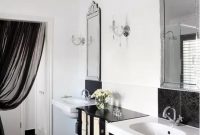 French bathroom in black