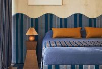 Layer stripes of different sizes