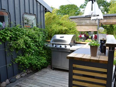 Modern outdoor living: