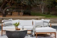 Stylish modern area rug