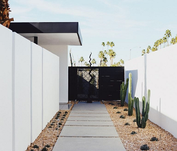 Succulents and cacti border Inviting Welcoming Front Yard Landscaping Ideas You Can Have On A Budget