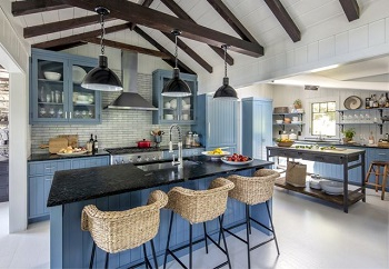 Inside Lakeside House That Will Make You Feel Calm And Relax