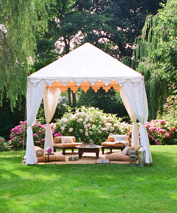 Pretty bohemian outdoor living room Splendid Ways To Create Outdoor Summer Living Room Ideas 