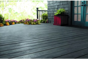 Bewitching Decking Color Ideas To Tone Up The Garden Charm