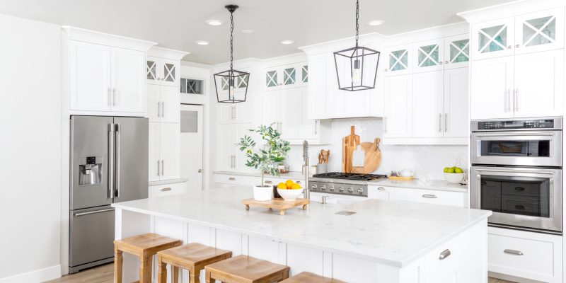 A beautiful modern farmhouse kitchen.