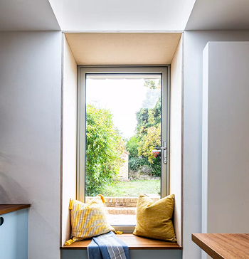 Window seat in the kitchen How To Present The Remarkable Kitchen Window Ideas For The Perfect View