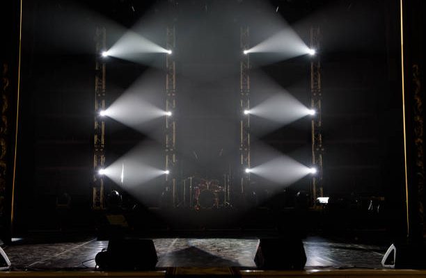 Free stage with lights, lighting devices