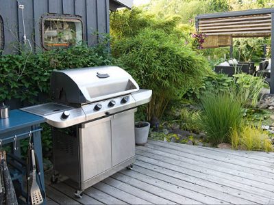 Modern outdoor living: