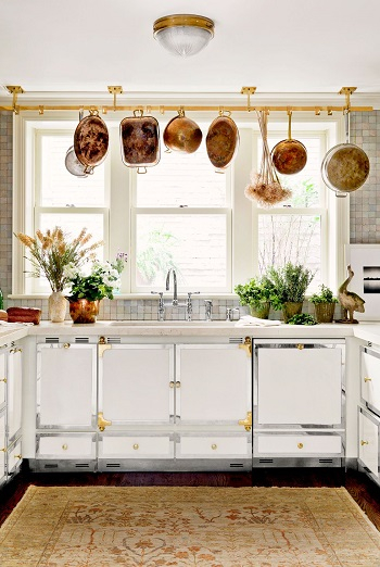 Brilliant Ideas That Will Make Your Small Kitchen Looks Bigger And Better