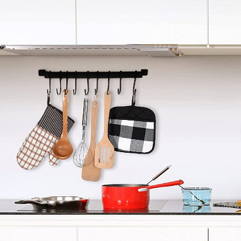 Hanging utensils Unbelievable Ways To Organize A Small Kitchen With No Pantry