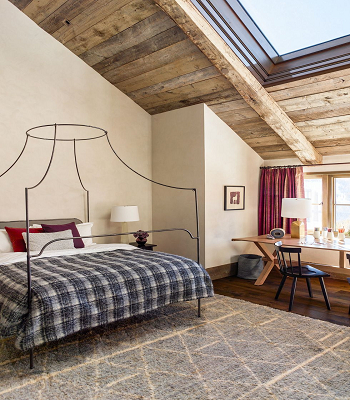 Curb-mounted skylight in a bedroom Skylights Design Ideas For Aesthetic Yet Stylish Home Decoration