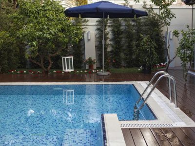 Pool-5055009_960_720