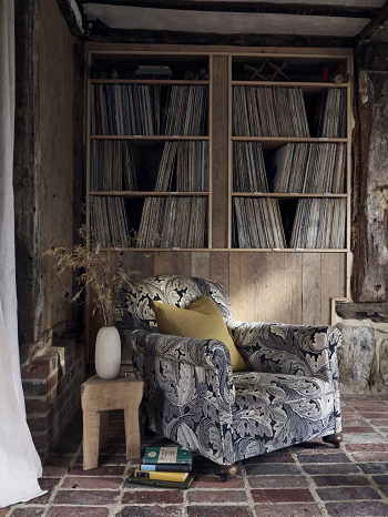 Arts and crafts fabric living room Nostalgic Arts And Crafts Décor ideas To Embrace Heritage Style