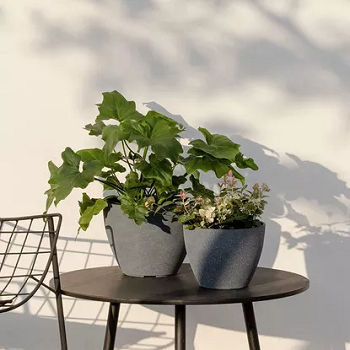 Two sizes planters Budget Friendly Outdoor Planters As Close Friends To Summer Style