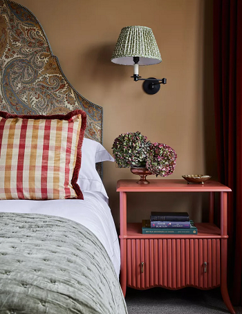 Sleep soundly in a comforting spot Irresistible Ways To Décor Your Home With A Caramel Color Scheme
