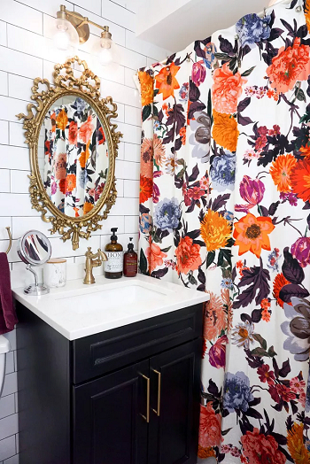Swap out shower curtain Quick Fall Bathroom Makeover Ideas For More Interesting Look In New Season
