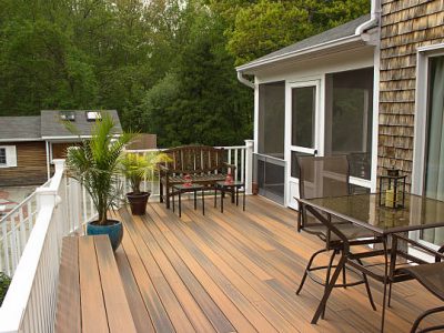 A well put together outdoor deck