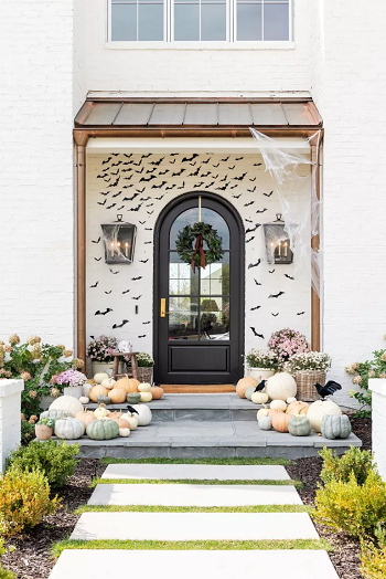 Corners with cobwebs Outdoor Front Decorating Ideas To Celebrate Spooky Season In Halloween