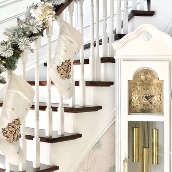 Gold staircase Up-To-Date Staircase Decoration For The Perfect Festive Christmas