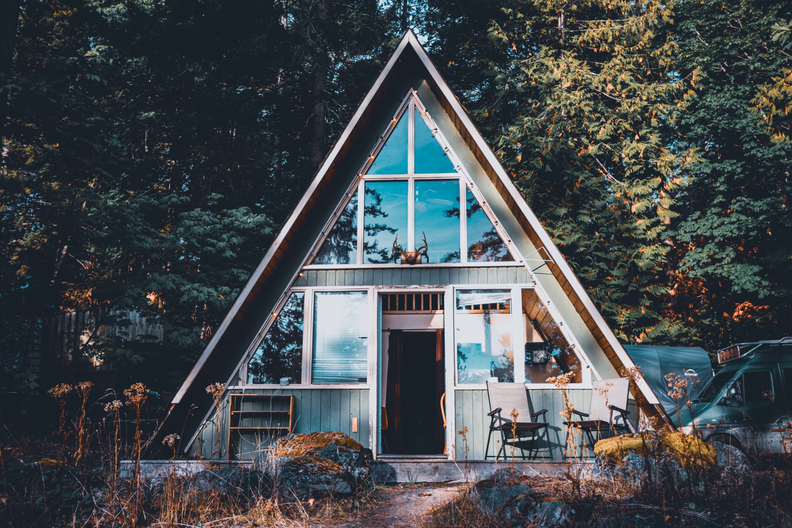Lucas-favre-emnrpvvncxm-unsplash