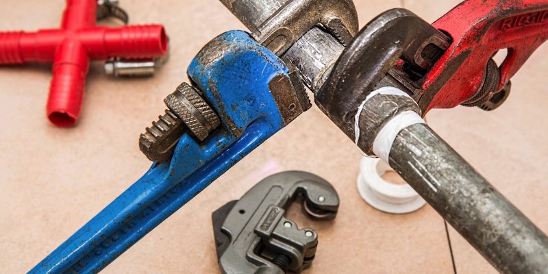 Plumbing-g217957b79_1920