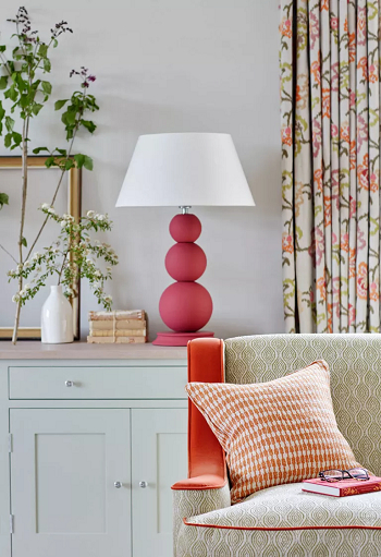 A cloth over lampshades and window ledges Faking Cleaning Living Room Tips For Fast Fix Home Arrangement