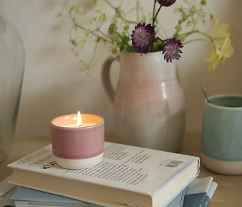 A fresh fragrance Faking Cleaning Living Room Tips For Fast Fix Home Arrangement
