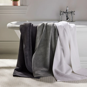 Brooklinen super-plush bath towel Top-Rated Bath Towel Ideas To Make Your Home Feel Like A Spa Atmosphere