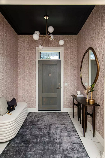 Standout foyers with wallpaper Stylish Wallpaper Ideas To Beautify Your Walls For New Moments