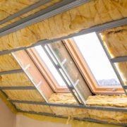 House thermal insulation with mineral wool