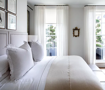 Commanding bed position Bedroom Placement Ideas To Feel Completely Relaxed, Comfortable, And Rested