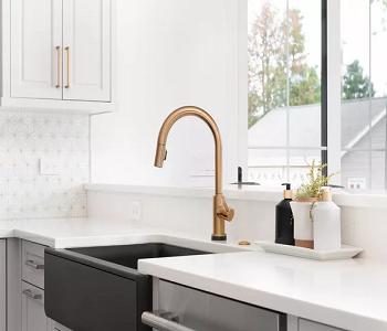 Fireclay sink Selective Materials Of Kitchen Sinks To Improve The Aesthetic Of The Home