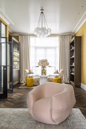 Lift a dark room with yellow tone Fresh And Vibrant Color To Make Your Living Room Ready For Spring