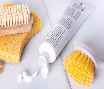 Toothpaste to clean windows and glass Counterintuitive Cleaning Hacks To Make Your Job Run Easier