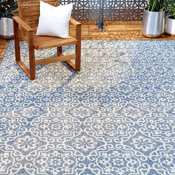 Use outdoor rug on decking Tips To Follow When Buying And Caring An Outdoor Rug With Best Result