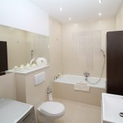 Bathroom-2094733_960_720