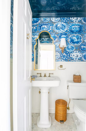 Fake the look with wallpaper Surprising Return Home Decoration With Plates For Uplifting Look