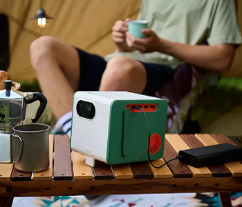 More power for outdoor movie nights Brilliant Uses For Outdoor Smart Plugs To Make Your Backyard Smarter