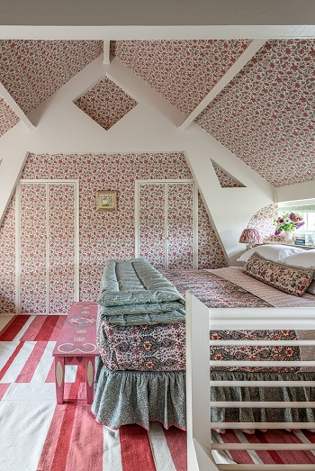 Inspirational Comfy And Cozy Bedroom Design