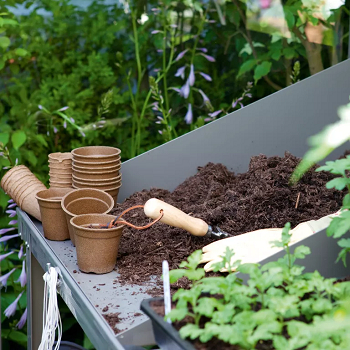 4 Easy To Follow Ways To Make Grass Look Greener Than Ever