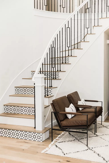 Black subtle stair risers Intriguing Ways To Décor Home With Black Accents For More Elevated Schemes