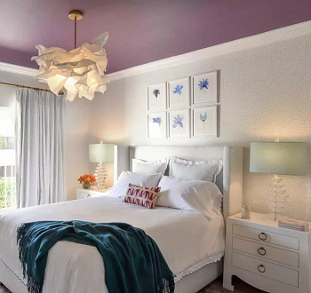 Bubblegum pink feat off-white Wanted Two Color Combination Ideas For Double Impact Bedroom Wall