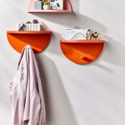 Interesting Decorating Ways To Fake An Entryway In A Tight Space