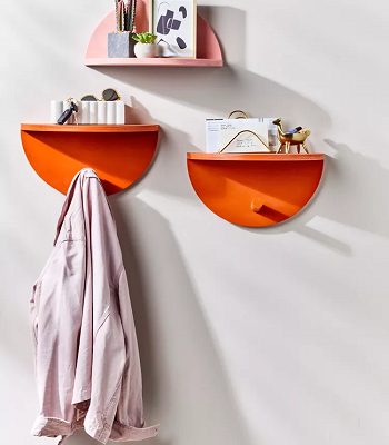 Interesting Decorating Ways To Fake An Entryway In A Tight Space